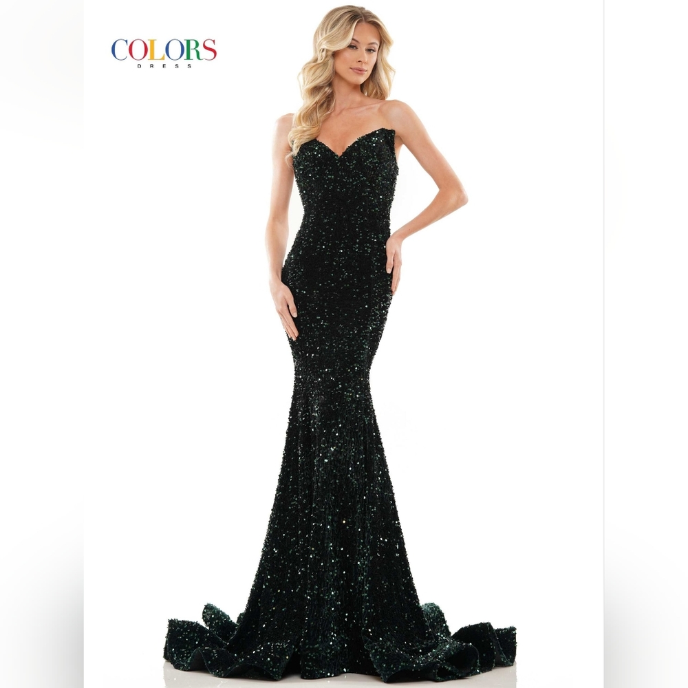 Colors size 6 Dark Green Sequin Velvet Mermaid Prom Gown